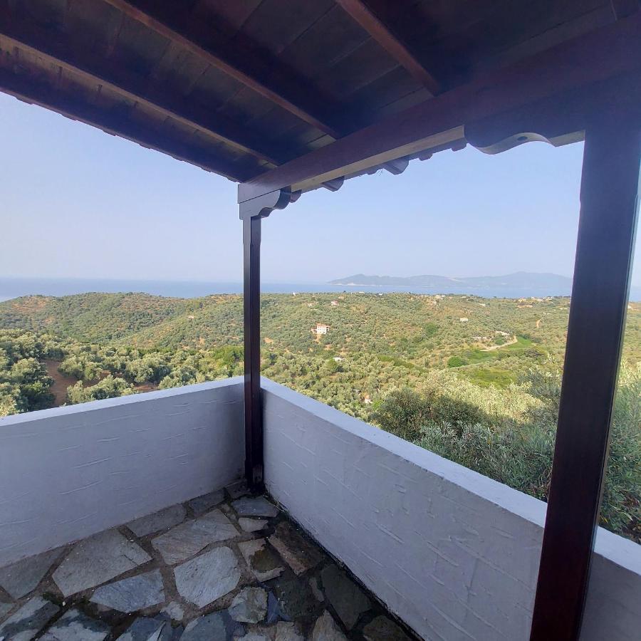 Villa Amfithea Moni Evaggelistrias Exterior foto